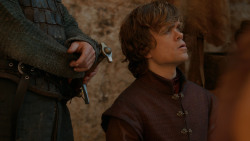 extant_GameOfThrones_2x05-TheGhostOfHarrenhal_1460