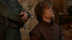 extant_GameOfThrones_2x05-TheGhostOfHarrenhal_1461