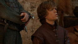extant_GameOfThrones_2x05-TheGhostOfHarrenhal_1465