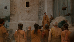extant_GameOfThrones_2x05-TheGhostOfHarrenhal_1469
