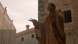 extant_GameOfThrones_2x05-TheGhostOfHarrenhal_1473