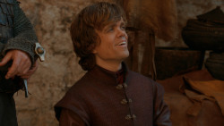 extant_GameOfThrones_2x05-TheGhostOfHarrenhal_1482