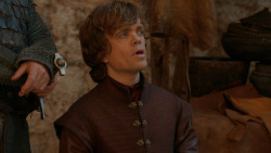 extant_GameOfThrones_2x05-TheGhostOfHarrenhal_1485