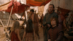 extant_GameOfThrones_2x05-TheGhostOfHarrenhal_1487