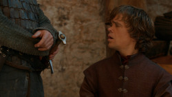 extant_GameOfThrones_2x05-TheGhostOfHarrenhal_1502