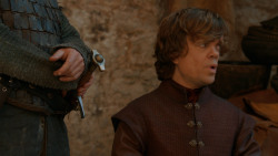 extant_GameOfThrones_2x05-TheGhostOfHarrenhal_1504