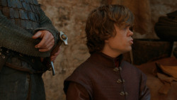 extant_GameOfThrones_2x05-TheGhostOfHarrenhal_1505
