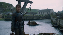 extant_GameOfThrones_2x05-TheGhostOfHarrenhal_1531