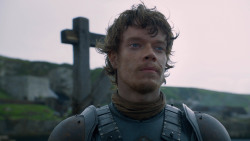 extant_GameOfThrones_2x05-TheGhostOfHarrenhal_1541
