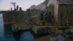 extant_GameOfThrones_2x05-TheGhostOfHarrenhal_1577