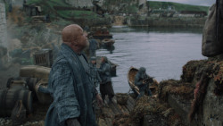extant_GameOfThrones_2x05-TheGhostOfHarrenhal_1655