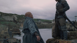 extant_GameOfThrones_2x05-TheGhostOfHarrenhal_1659