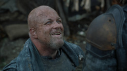 extant_GameOfThrones_2x05-TheGhostOfHarrenhal_1665