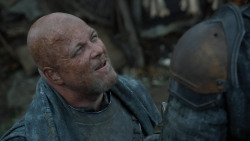 extant_GameOfThrones_2x05-TheGhostOfHarrenhal_1677