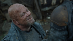 extant_GameOfThrones_2x05-TheGhostOfHarrenhal_1686