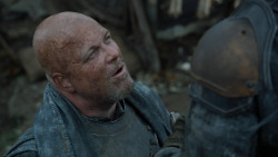extant_GameOfThrones_2x05-TheGhostOfHarrenhal_1688