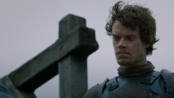 extant_GameOfThrones_2x05-TheGhostOfHarrenhal_1697