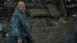 extant_GameOfThrones_2x05-TheGhostOfHarrenhal_1702
