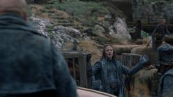 extant_GameOfThrones_2x05-TheGhostOfHarrenhal_1717