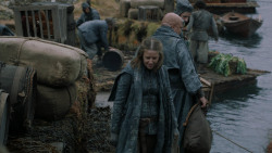 extant_GameOfThrones_2x05-TheGhostOfHarrenhal_1730