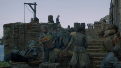 extant_GameOfThrones_2x05-TheGhostOfHarrenhal_1732