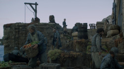 extant_GameOfThrones_2x05-TheGhostOfHarrenhal_1734