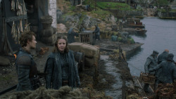 extant_GameOfThrones_2x05-TheGhostOfHarrenhal_1739