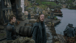 extant_GameOfThrones_2x05-TheGhostOfHarrenhal_1741