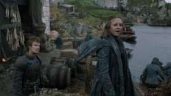 extant_GameOfThrones_2x05-TheGhostOfHarrenhal_1743