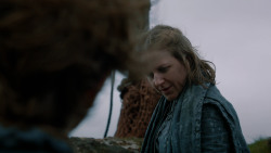 extant_GameOfThrones_2x05-TheGhostOfHarrenhal_1761