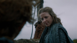 extant_GameOfThrones_2x05-TheGhostOfHarrenhal_1763