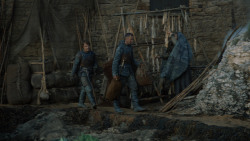 extant_GameOfThrones_2x05-TheGhostOfHarrenhal_1827