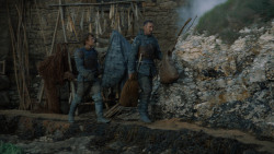 extant_GameOfThrones_2x05-TheGhostOfHarrenhal_1830