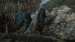 extant_GameOfThrones_2x05-TheGhostOfHarrenhal_1832