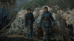extant_GameOfThrones_2x05-TheGhostOfHarrenhal_1835