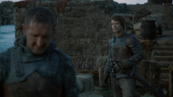 extant_GameOfThrones_2x05-TheGhostOfHarrenhal_1862
