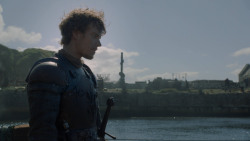 extant_GameOfThrones_2x05-TheGhostOfHarrenhal_1887