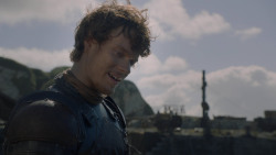 extant_GameOfThrones_2x05-TheGhostOfHarrenhal_1905