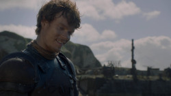 extant_GameOfThrones_2x05-TheGhostOfHarrenhal_1920