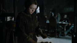 extant_GameOfThrones_2x05-TheGhostOfHarrenhal_1943