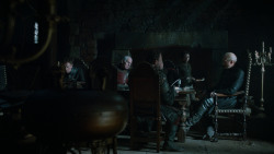 extant_GameOfThrones_2x05-TheGhostOfHarrenhal_1974