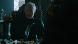 extant_GameOfThrones_2x05-TheGhostOfHarrenhal_1996