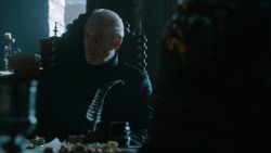 extant_GameOfThrones_2x05-TheGhostOfHarrenhal_2001