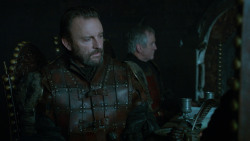 extant_GameOfThrones_2x05-TheGhostOfHarrenhal_2040