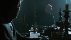 extant_GameOfThrones_2x05-TheGhostOfHarrenhal_2056