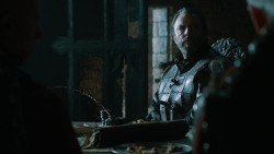 extant_GameOfThrones_2x05-TheGhostOfHarrenhal_2084