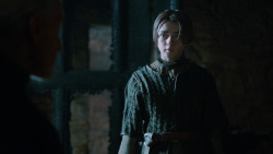 extant_GameOfThrones_2x05-TheGhostOfHarrenhal_2123