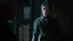 extant_GameOfThrones_2x05-TheGhostOfHarrenhal_2124