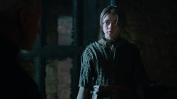 extant_GameOfThrones_2x05-TheGhostOfHarrenhal_2125