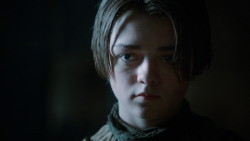 extant_GameOfThrones_2x05-TheGhostOfHarrenhal_2264